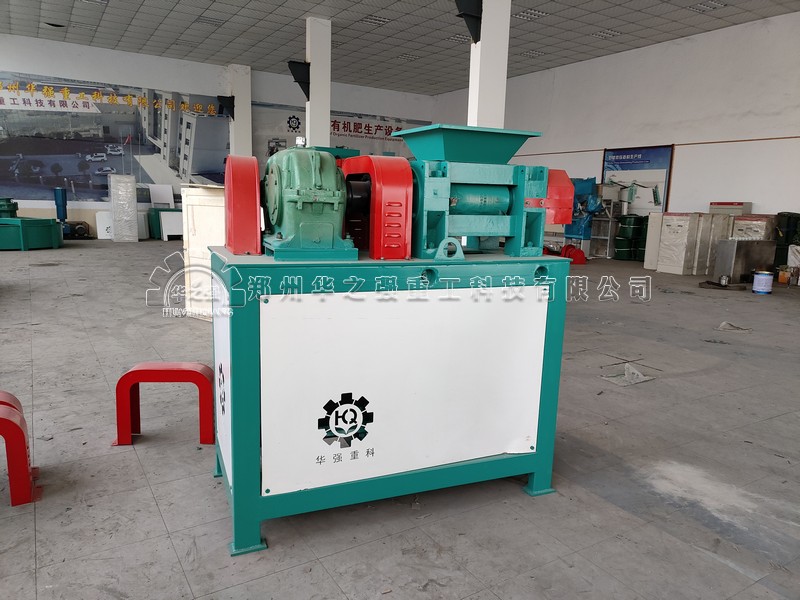 對輥顆粒機.jpg